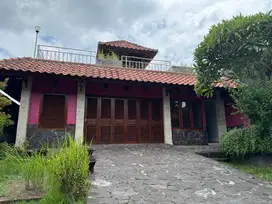 Di jual Villa saba 200meter ke pantai