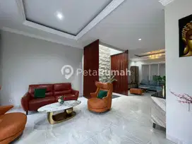DIJUAL VILLA KOMPLEK CITRALAND GAMACITY CLUSTER RAVELLES PLACE(ELVIA)