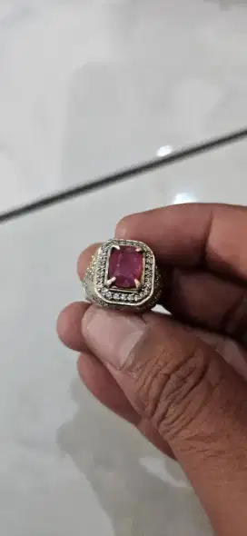 Batu akik merah ruby