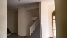 Rumah Lokasi Strategis Rumah Terawat Ditengah Kota, Halimun, Bandung