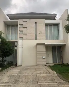 Jual Rumah Siap Huni Semi Furnish Malibu Beach - Palm Beach