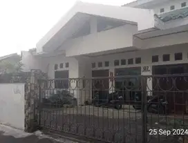 Dijual rumah via lelang jl H damong jakarta selatan