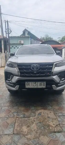 Jual mobil fortuner