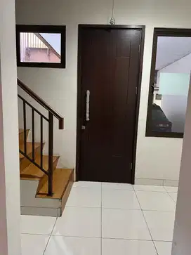 Rumah Cluster Whelfor 6x10 Furnished Greenwich BSD