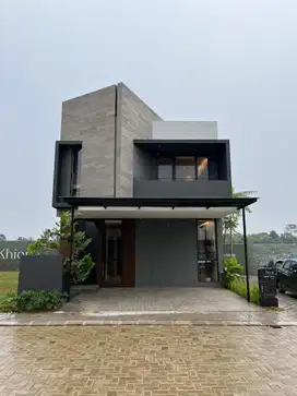 RUMAH MEWAH CUMA 5 MENIT DARI BSD CITY