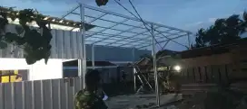 TUKANG renovasi dan atap baja