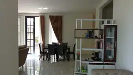 DIJUAL RUMAH MEWAH SIAP HUNI, ADA PERABOT, CLUSTER CITRALAND CELEBES