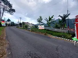 Tanah Pekarangan Hook Strategis Dekat Wisata The Lawu Park