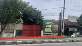 TANAH 1840M2 BONUS BANGUNAN SECOND PINGGIR RINGROAD SELATAN .JK13395