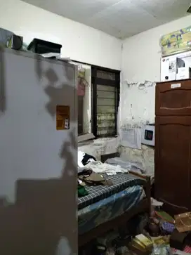 Termurah Hitung Tanah Selangkah ke A Yani Rumah Kutisari dekat Petra