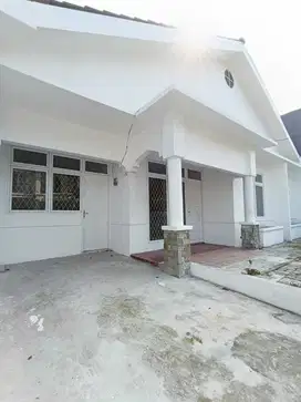 RUMAH SEWA DI BINTARO SEKTOR 9 PURI BINTARO MALEO KUCICA MERTILANG