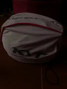 Jual helm crooss KYT mulus