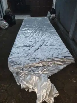 Kain kasan semi sutra buat dekorasi pernikahan