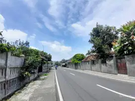 Tanah Jogja Tepi Aspal Dekat Jalan Kapten Hariyadi Sardonoharjo Sleman