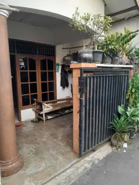 Di jual rumah di limo depok bebas banjir