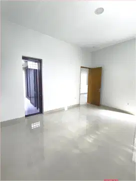 Area Manukan Condongcatur, Jual Rumah Mewah 2 lantai parkir 2 mobil