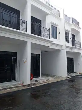 Rumah Cluster baru di Jl Gandaria Jagakarsa 3 lantai