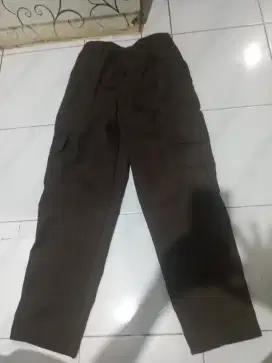 Celana Pramuka baru