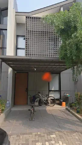 Siap huni ada furnished dalam cluster O2 Grand Wisata Bekasi