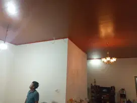 Tukang renovasi dan atap