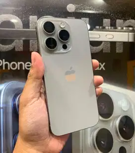 iPhone 15 Pro 256GB Garansi Resmi iBox Natural Titanium BH 88%