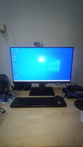 Komputer Gamming and Streaming