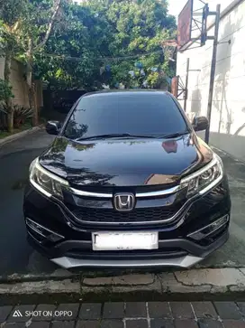 Honda CRV 2.4 AT Prestige Sunroof hitam tahun 2015