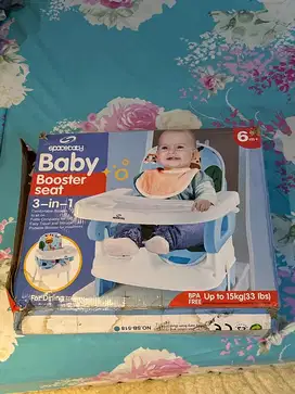 Kursi makan bayi