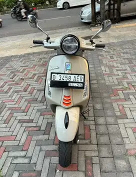 Vespa primavera Iget 150 ABS