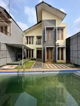 Z78 Rumah Mewah Private Pool 303 m2 Cipete Utara Jakarta Selatan