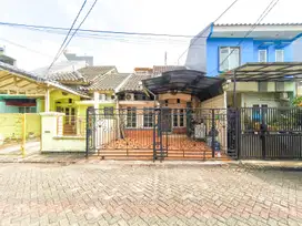 Rumah SHM dekat Green Sedayu Mall Siap Huni Dibantu KPR J-32837
