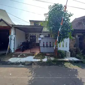 Rumah SHM LB 100 Siap KPR 15 Mnt ke The Park Sawangan J-36591