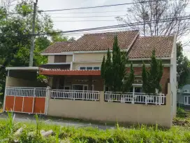 Dikontrakkan Rumah Nuansa Asri belakang GOR Tridadi Pangukan