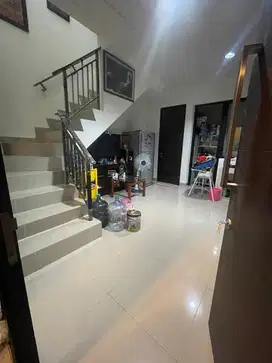 Rumah Bagus Di Cluster California PIK 2 Luas 4,5x10 2 Lantai