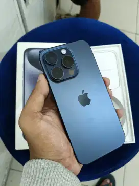 iPhone 15 pro 128 GB blue titanium