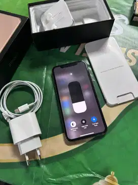 iPhone 11 pro 64gb inter