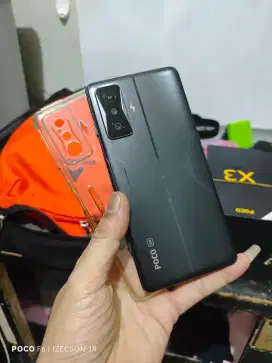 Poco F4 GT 5G 12/256 Unit Only
90% Mulus, No Minus, Snapdragon 8 Gen 1
