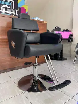 Kursi barbershop bekas AERON agatha second murah hidrolik salon pangka