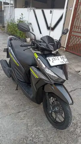 Honda Vario 125 LED CBS ISS tahun 2017.