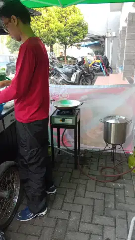 Lowongan helper persiapan masak packing pengiriman
