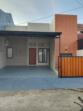 JUALL RUMAH BARU BUKIT NUSA INDAH CIPUTAT DEKAT BINTARO SUDIMARA
