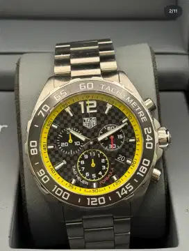 Original Jam TAG Heuer Formula 1 Chronograph Yellow Carbon Dial