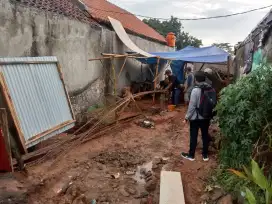 Tukang bangunan