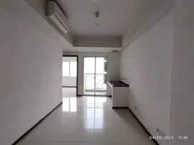 Disewakan Apartemen Royal Mediterania Garden Residence Unfurnished