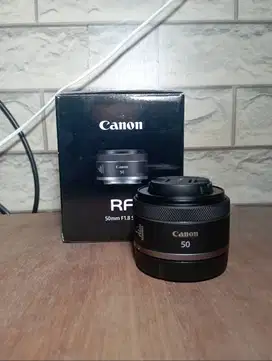 Canon RF 50mm F1.8