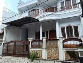 Rumah bagus 3 lantai dijual lokasi Favorit Sunter Jakarta Utara