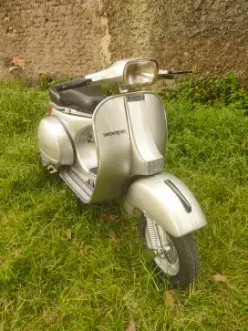 Vespa ps strada non sein
