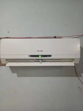 jual ac SHARP 1/2 PK.