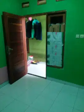 Kontrakan kosong