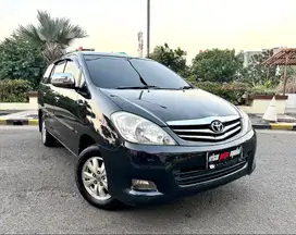 Toyota Kijang Innova V 2009/2010 TANGAN PERTAMA dari BARU KM 80 Ribu
